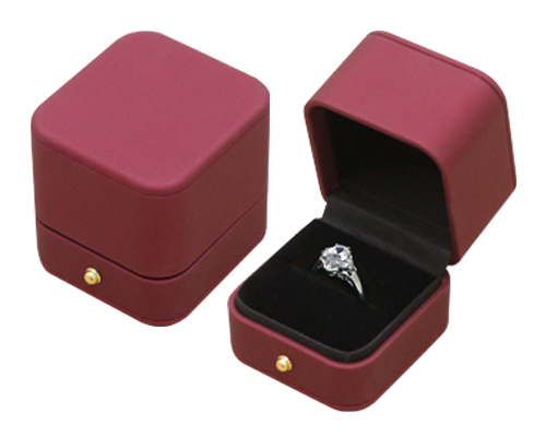 客製化LOGO時尚風潮酒紅色PU皮革戒指盒
